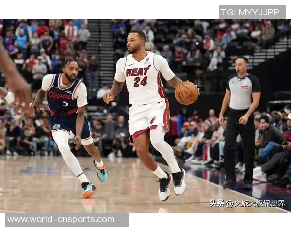 科林斯畅谈快船球馆体验感受篮球的纯粹热爱与清新空气